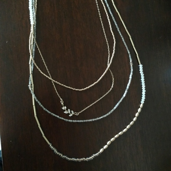 LOFT Gold multi strand necklace - Picture 2 of 3